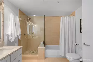 2720 3rd Ave, Seattle, WA 98121 - Photo 13