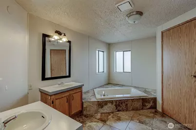 1706 Twin Peaks Drive #83, Wenatchee, WA 98801 - Photo 23