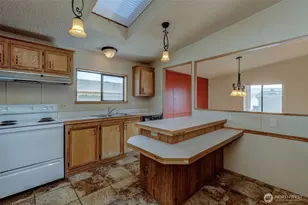 1706 Twin Peaks Dr, Wenatchee, WA 98801 - Photo 11