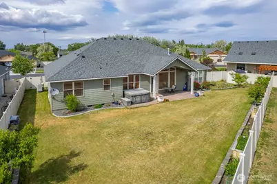 419 S Astor Loop, Moses Lake, WA 98837 - Photo 35