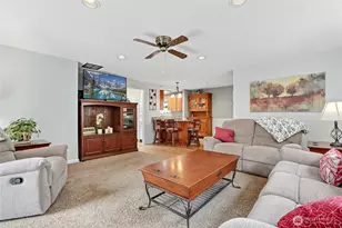 975 Front St S, Issaquah, WA 98027 - Photo 15
