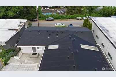 912 Glennwood Avenue NE, Renton, WA 98056 - Photo 9