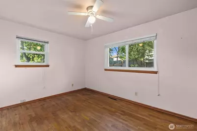 10507 Earley Avenue SW, Lakewood, WA 98499 - Photo 23