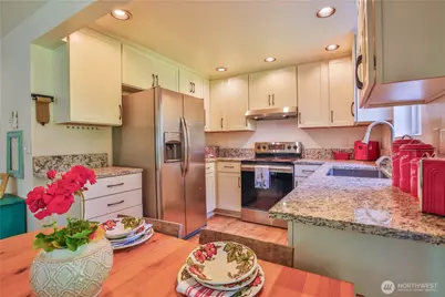 6311 Pineridge Lane, Clinton, WA 98236 - Photo 9