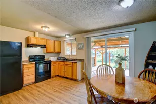 930 N Laventure Rd, Mount Vernon, WA 98273 - Photo 9