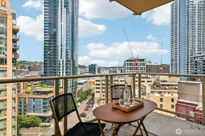 910 Lenora Street #S1201, Seattle, WA 98121 - Photo 17