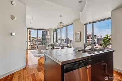 910 Lenora Street #S1201, Seattle, WA 98121 - Photo 5