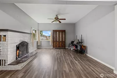 824 Borseth Street, Sedro Woolley, WA 98284 - Photo 3