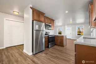 1223 11th St, Bremerton, WA 98337 - Photo 19