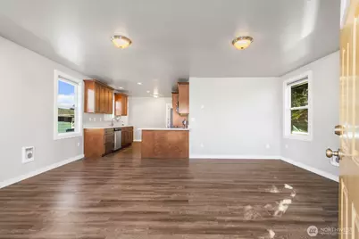1223 11th Street, Bremerton, WA 98337 - Photo 9
