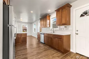 1223 11th St, Bremerton, WA 98337 - Photo 17