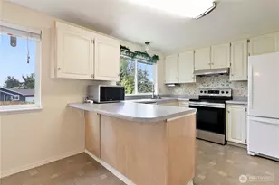 12236 SE 219th Pl, Kent, WA 98031 - Photo 9