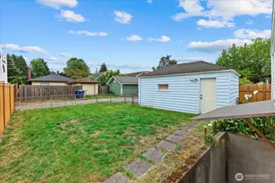 328 Garden Ave N, Renton, WA 98057 - Photo 27