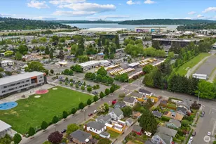 328 Garden Ave N, Renton, WA 98057 - Photo 31