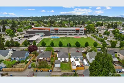 328 Garden Avenue N, Renton, WA 98057 - Photo 29