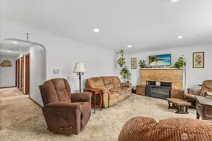 328 Garden Ave N, Renton, WA 98057 - Photo 9
