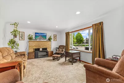 328 Garden Avenue N, Renton, WA 98057 - Photo 7