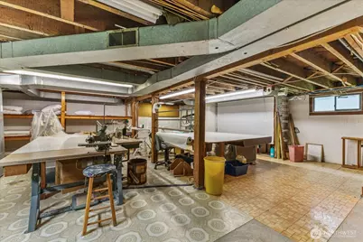 328 Garden Avenue N, Renton, WA 98057 - Photo 23