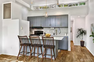 410 13th Ave E, Seattle, WA 98102 - Photo 11