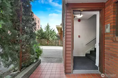 410 13th Avenue E #PH 3, Seattle, WA 98102 - Photo 35