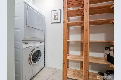 2929 1st Avenue #207, Seattle, WA 98121 - Photo 11