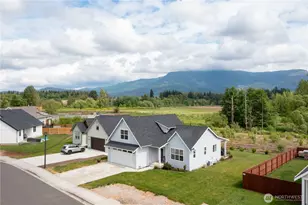 310 Daybreak Ln, Nooksack, WA 98276 - Photo 35