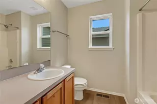 16814 128th Ave E, Puyallup, WA 98374 - Photo 17
