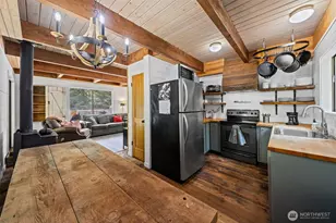 281 Wilderness Ln, Easton, WA 98925 - Photo 3