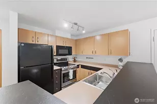 4020 Aurora Ave N, Seattle, WA 98103 - Photo 5