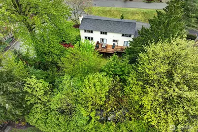 225 131st Avenue NE, Bellevue, WA 98005 - Photo 35