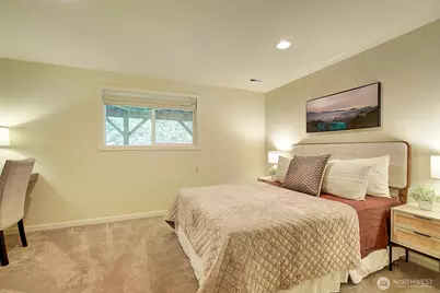 225 131st Avenue NE, Bellevue, WA 98005 - Photo 19