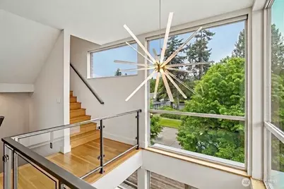 3319 W Elmore Street, Seattle, WA 98199 - Photo 5