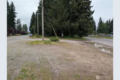 18501 Smokey Point Boulevard, Arlington, WA 98223 - Photo 1