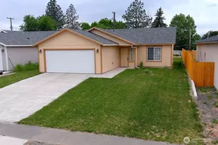 511 S Main St, Warden, WA 98857 - Photo 1