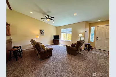 511 S Main Street, Warden, WA 98857 - Photo 5