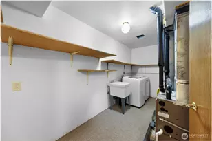 6929 Baker Cir, Deming, WA 98244 - Photo 33