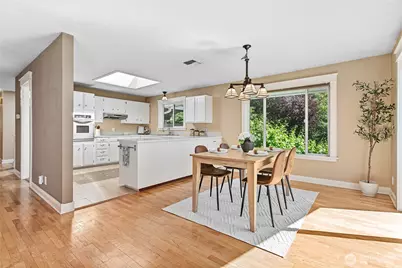 909 Queen Street, Bellingham, WA 98229 - Photo 9