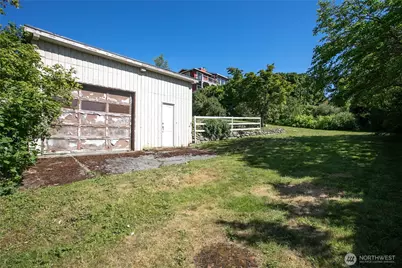 909 Queen Street, Bellingham, WA 98229 - Photo 37