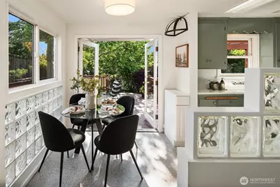 4007 49th Avenue SW, Seattle, WA 98116 - Photo 9
