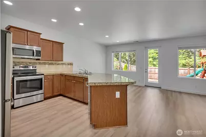 2106 E 45th Court, Tacoma, WA 98404 - Photo 5