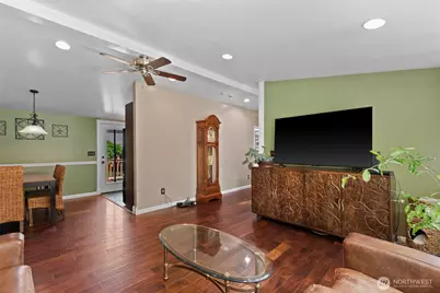 239 6th Street NE, East Wenatchee, WA 98802 - Photo 5