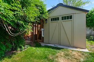 239 6th St NE, East Wenatchee, WA 98802 - Photo 29