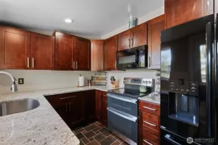 239 6th St NE, East Wenatchee, WA 98802 - Photo 9