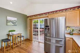 5733 129th St NE, Marysville, WA 98271 - Photo 9