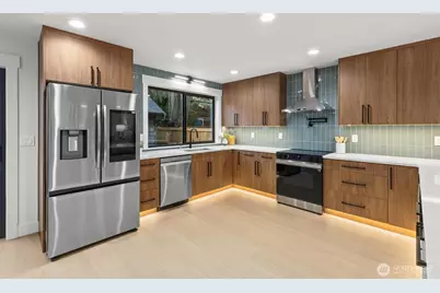 12562 17th Avenue NE, Seattle, WA 98125 - Photo 13