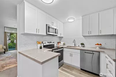 13932 NE 60th Street #150, Redmond, WA 98052 - Photo 7