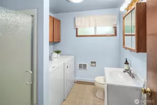 5621 178th Pl SW, Lynnwood, WA 98037 - Photo 13
