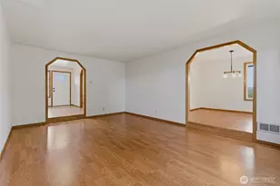 11715 7th Place SE, Lake Stevens, WA 98258 - Photo 9