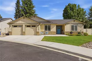 219 Pershing Cir, Wenatchee, WA 98801 - Photo 1