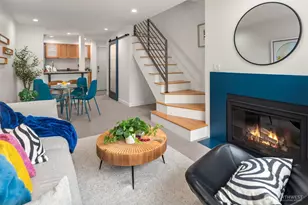 7600 Greenwood Ave N, Seattle, WA 98103 - Photo 17